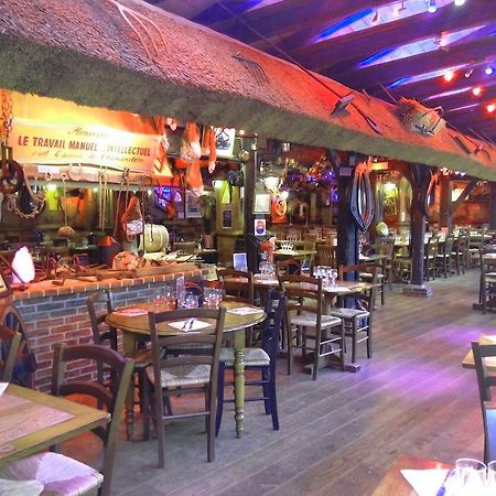 La Taverne Des Deux Augustins Étretat Exterior foto